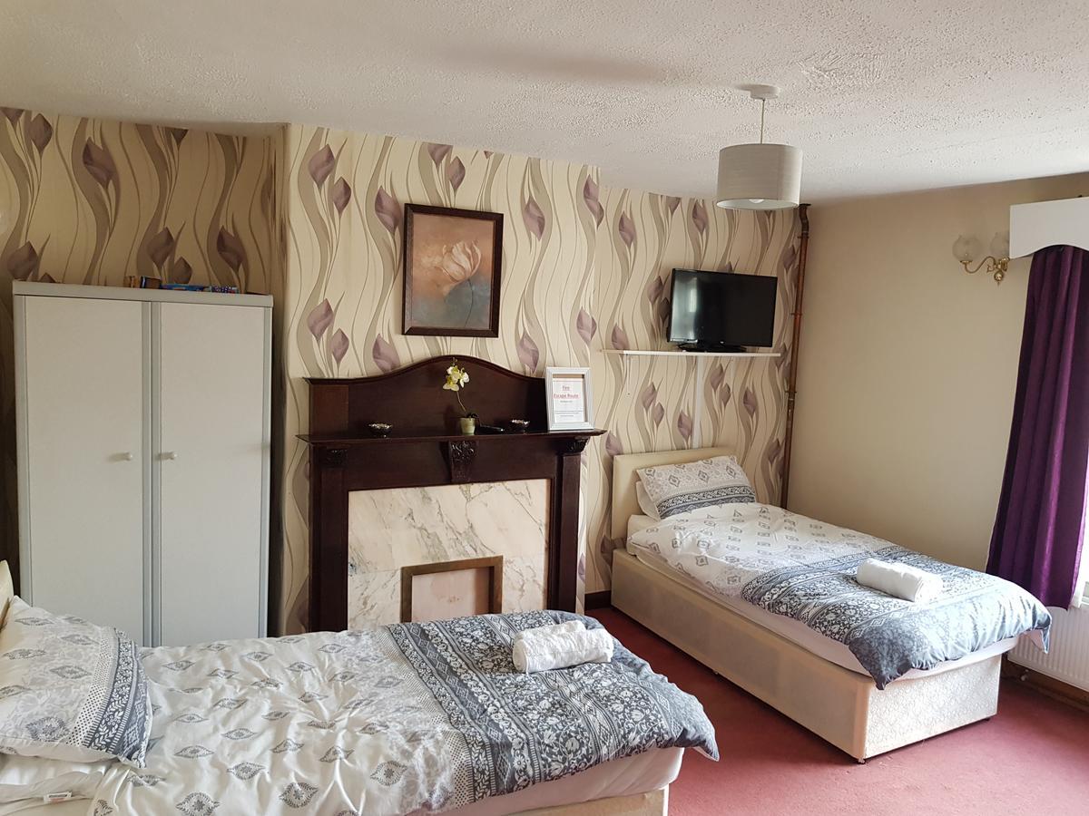 Bed and Breakfast The Queens Head Дарем Экстерьер фото